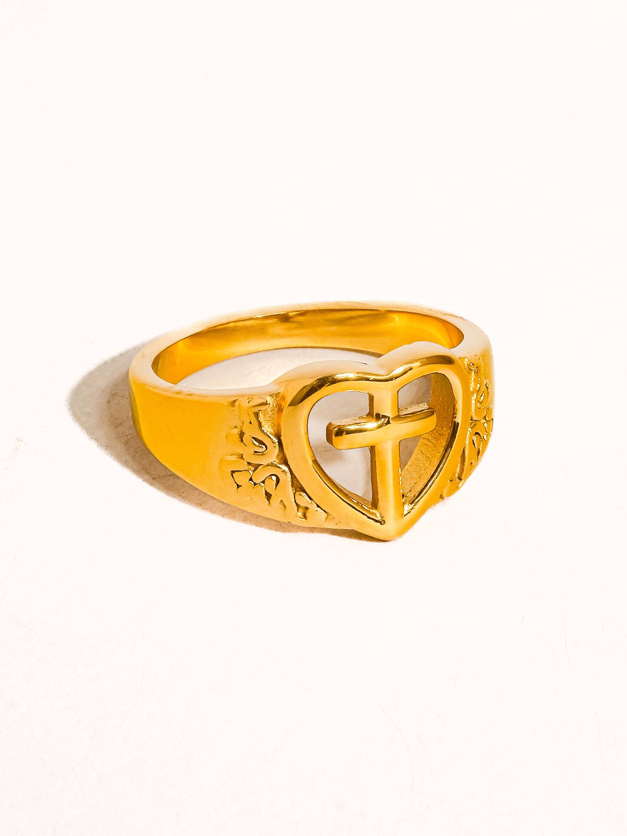 PARTAGÉ 18K GOLD NON-TARNISH CROSS & HEART RING