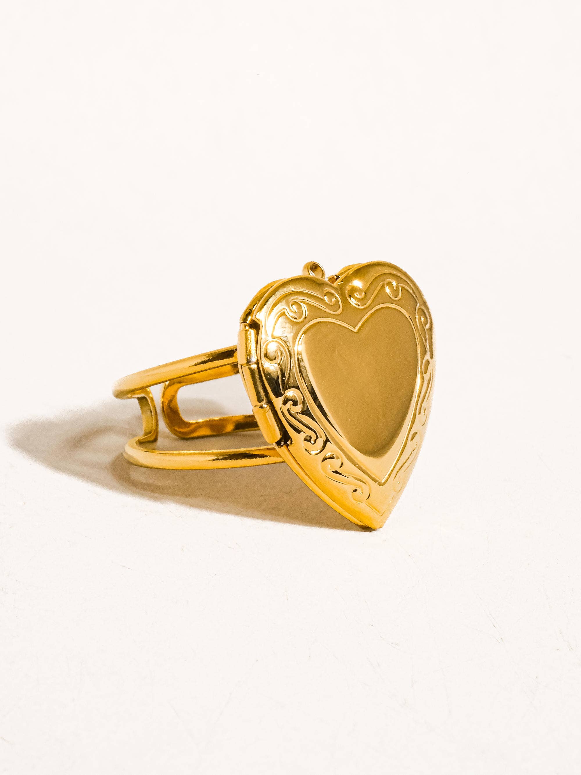 SEFINA 18K NON-TARNISH LOCKET HEART RING