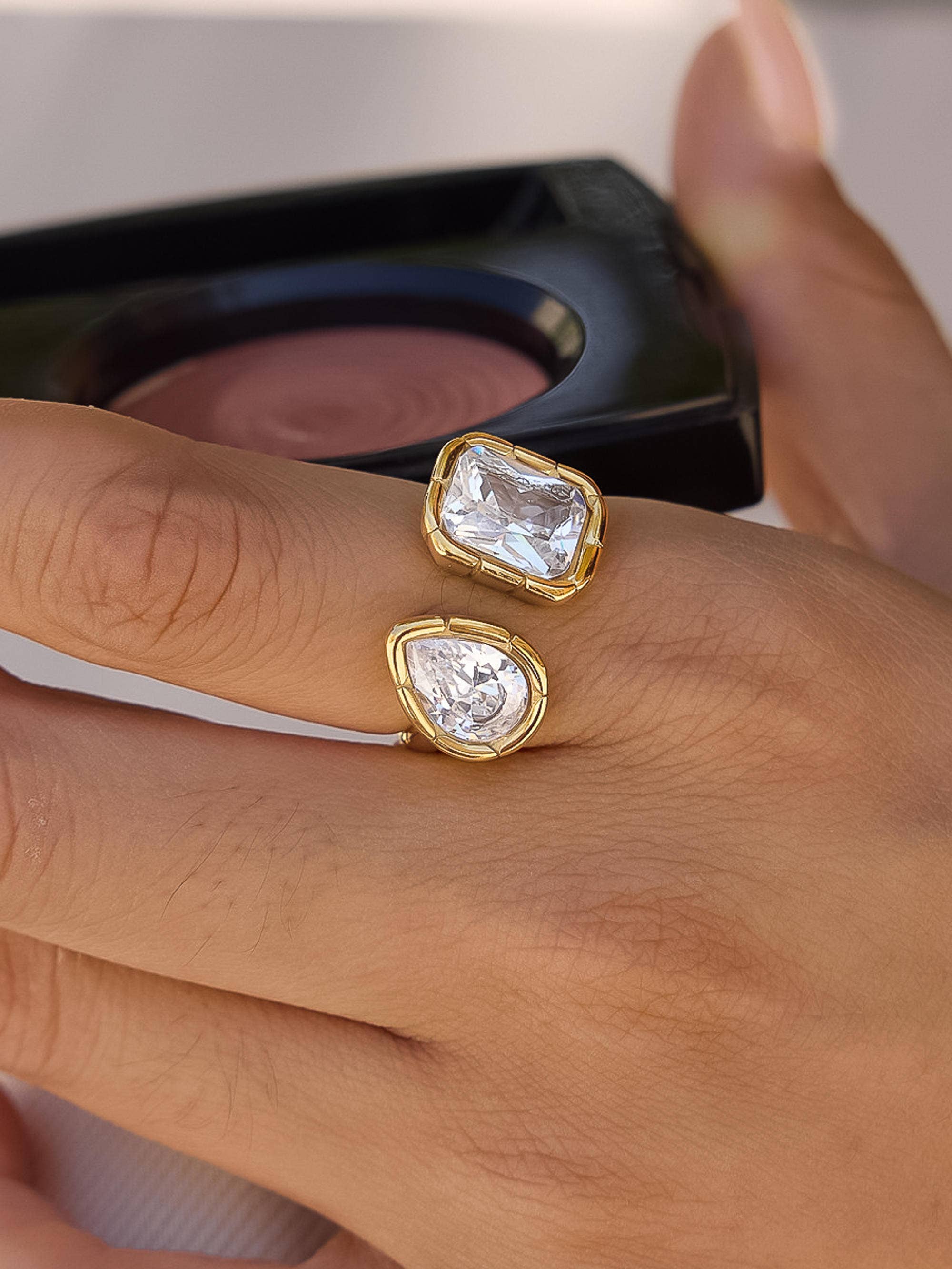 SERRÉA 18K GOLD NON-TARNISH CZ ADJUSTABLE RING