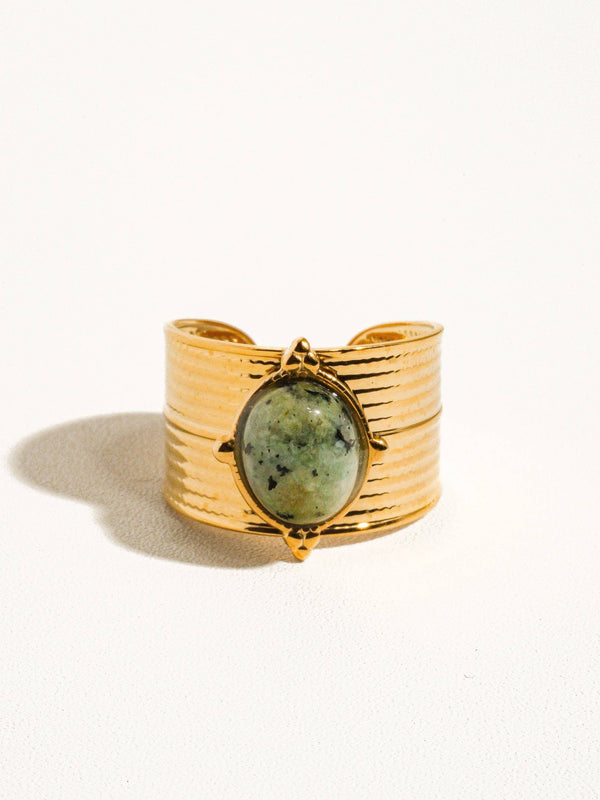 OASIS 18K GOLD NON-TARNISH STONE BOLD ADJUSTABLE RING