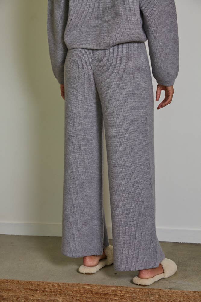 KNIT SWEATER RIBBED WIDE LEG BANDED WAIST LOUNGE PANTS: LIGHT GREY