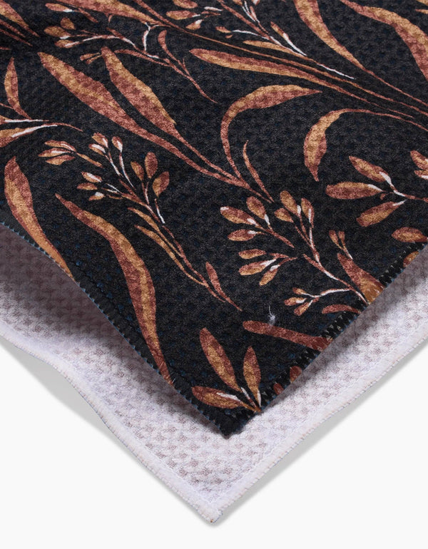 VINTAGE GRASS BLACK KITCHEN TEA TOWEL