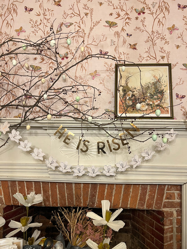 HE IS RISEN BANNER SET