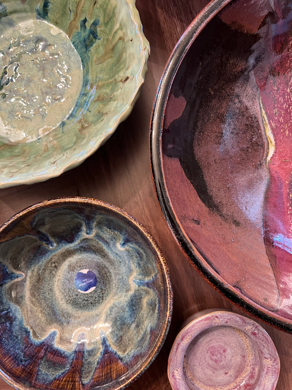 JJ POTTERY MEDIUM BOWL 2025-145