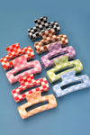 JUMBO RESIN CHECKER HAIR CLAW CLIPS
