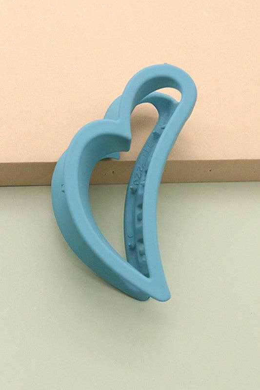 CURVED HEART HAIR CLAW CLIPS