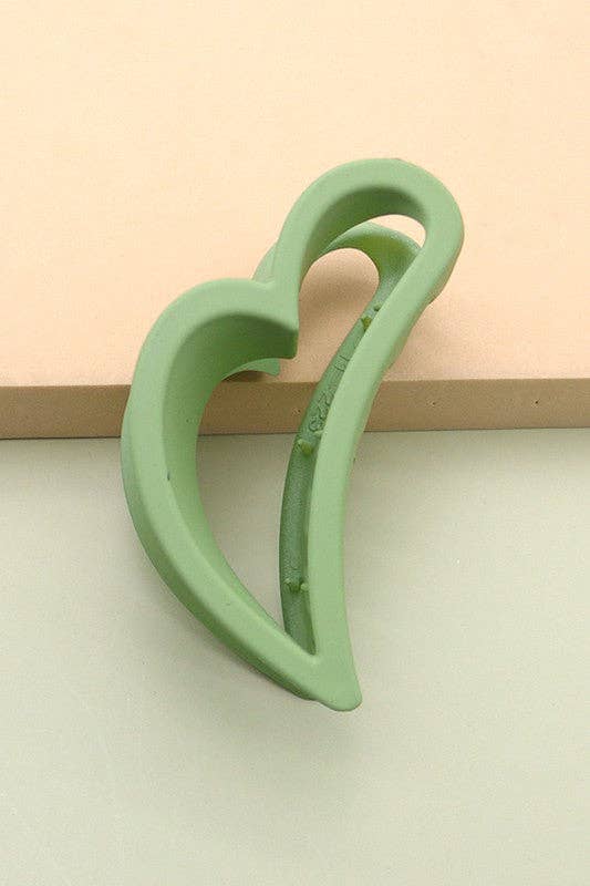 CURVED HEART HAIR CLAW CLIPS