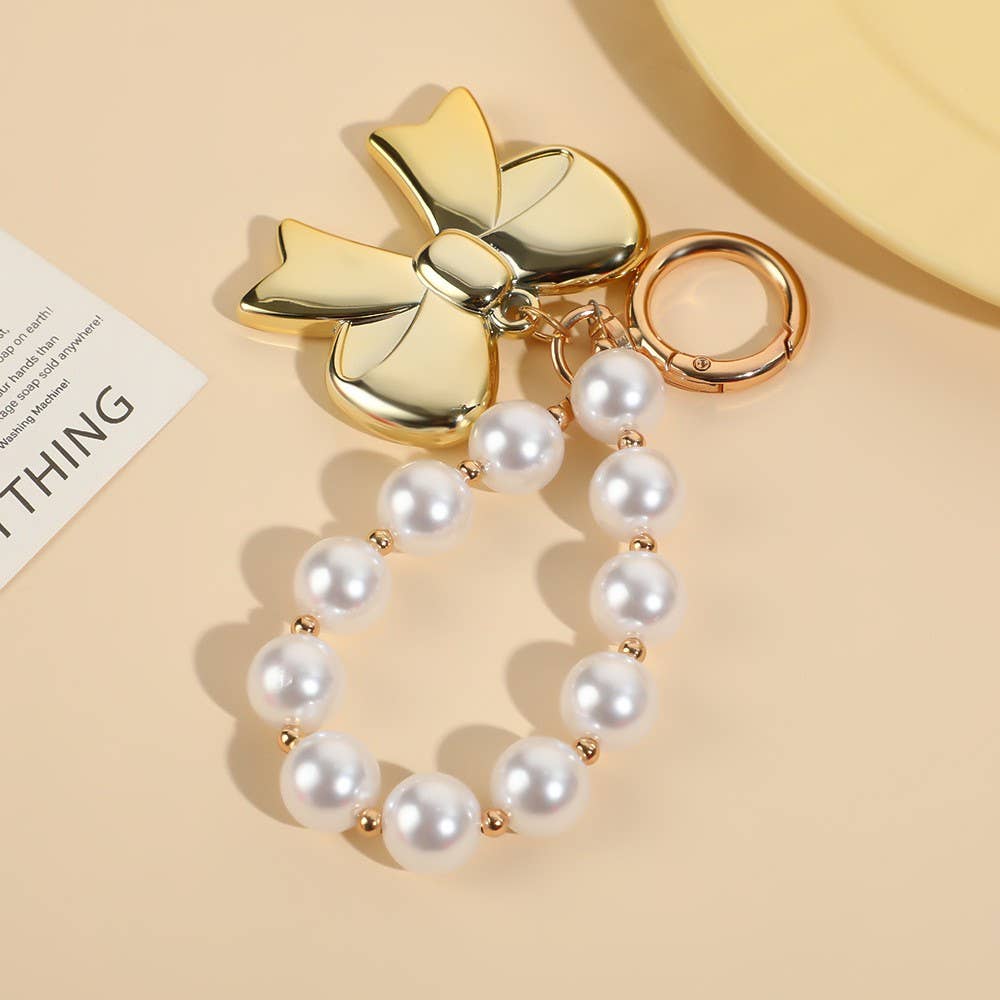 CHUNKY PEARL BOW BAG CHARM