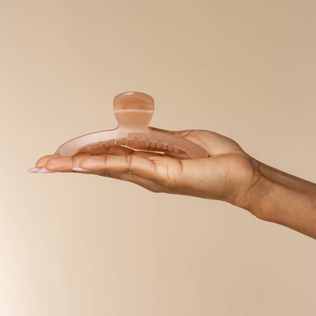 RECYCLED PLASTIC LARGE ARCHED CLIP - SOFT PINK