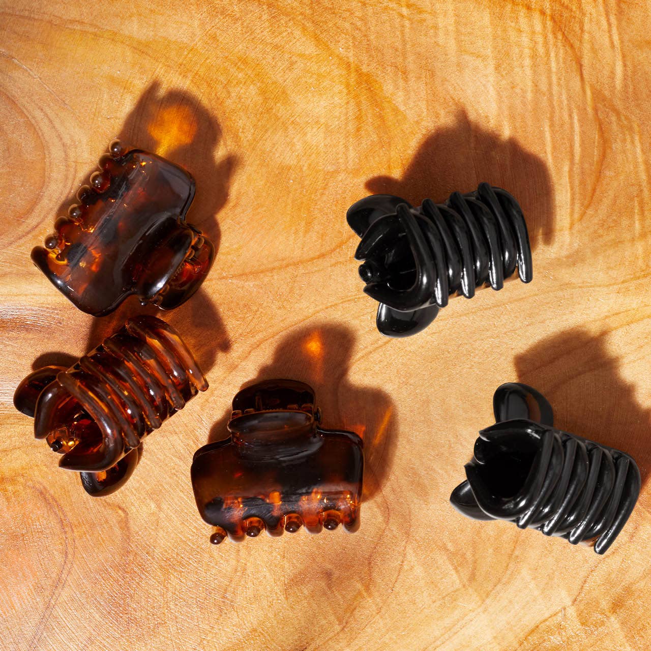 RECYCLED PLASTIC MINI PUFFY CLAW CLIPS 6PC SET-BLACK/TORT