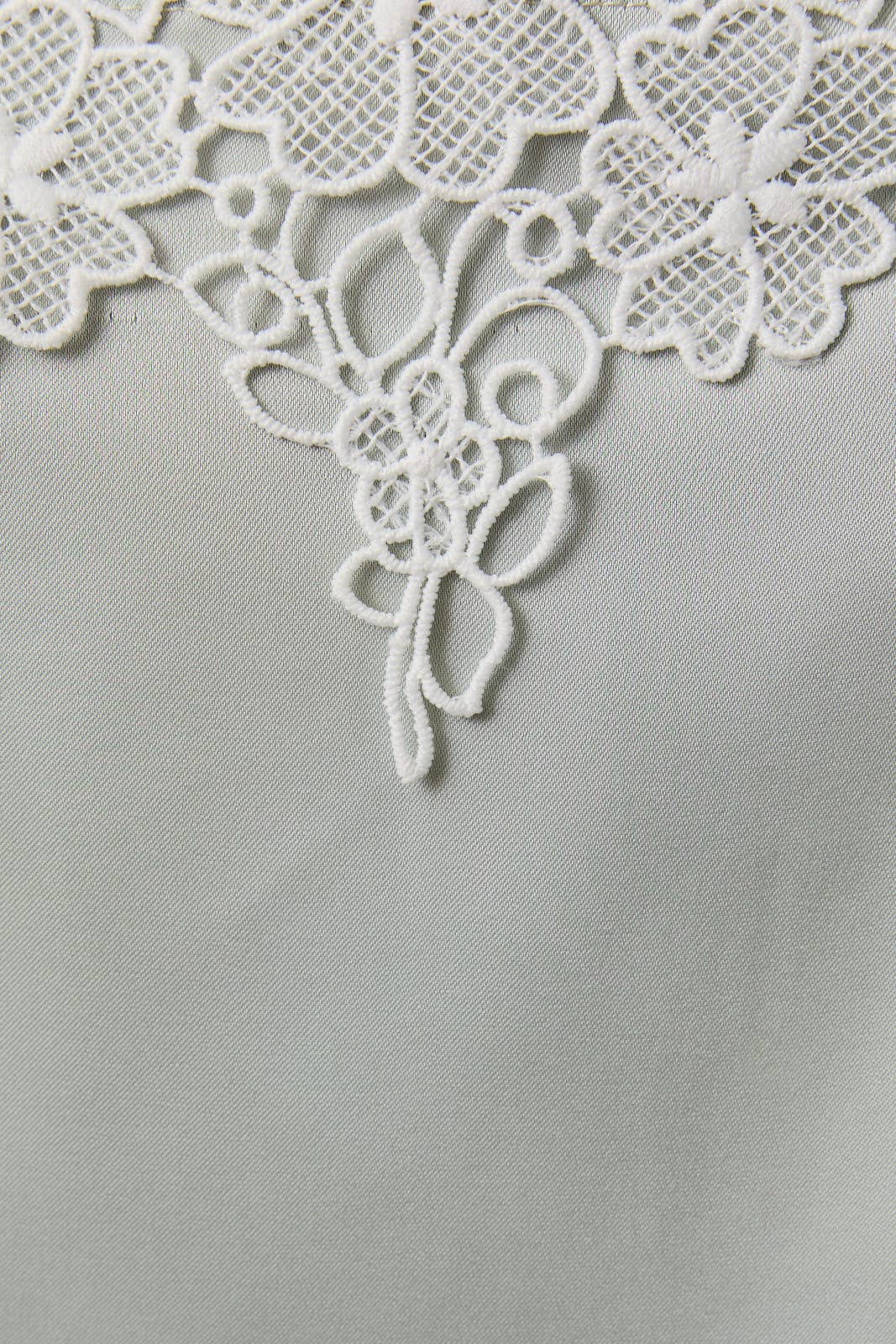 MINT LACE TRIM SATIN TOP