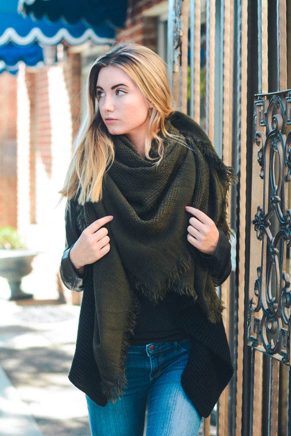 OLIVE OPEN WEAVE SQUARE SCARF
