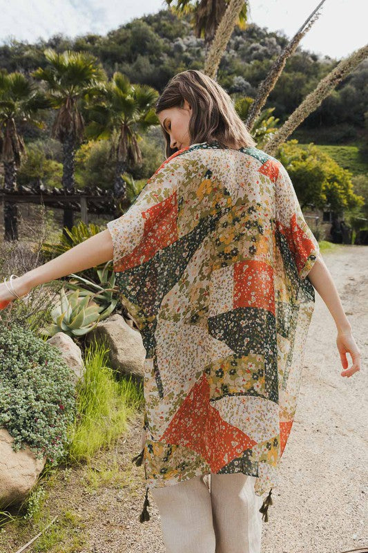 ALLOVER FLORAL PRINT KIMONO