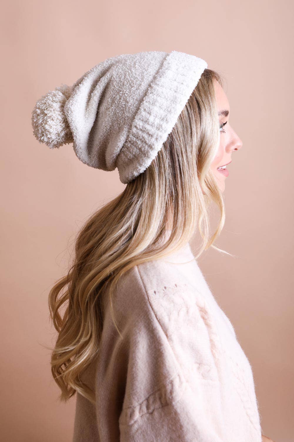 COZY BOUNCIE POM BEANIE