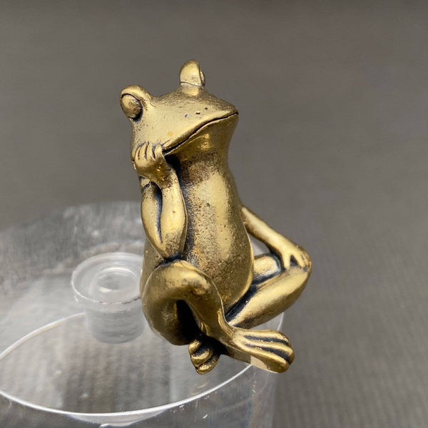 BRASS SITTING FROG