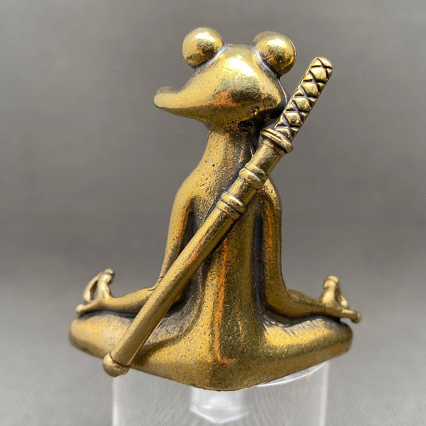 KUNGFU MEDITATING FROG