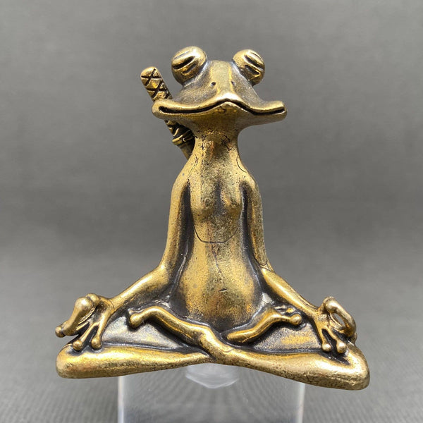 KUNGFU MEDITATING FROG