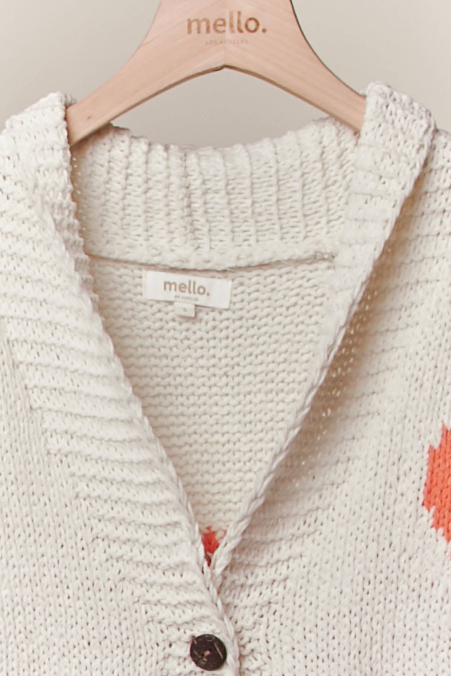 V-NECK HEART POCKET IVORY CARDIGAN