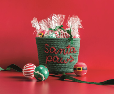 CCHRISTMAS PET GIFT TENNIE BALL