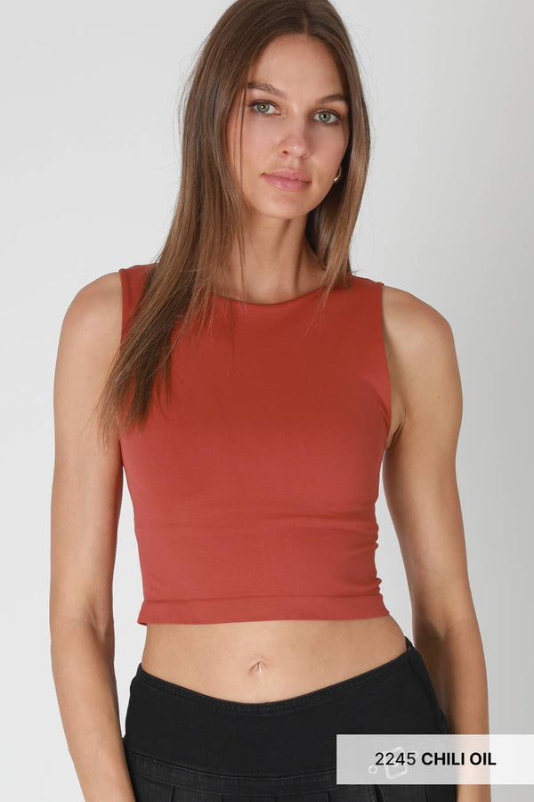 CLEAN LINE CREW NECK CROP TOP