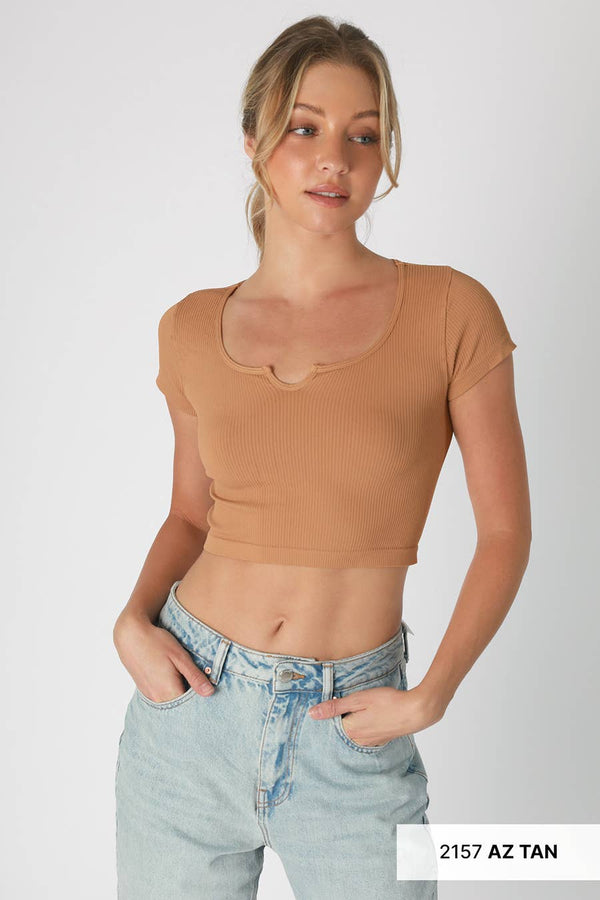 NOTCH NECK CROP TOP