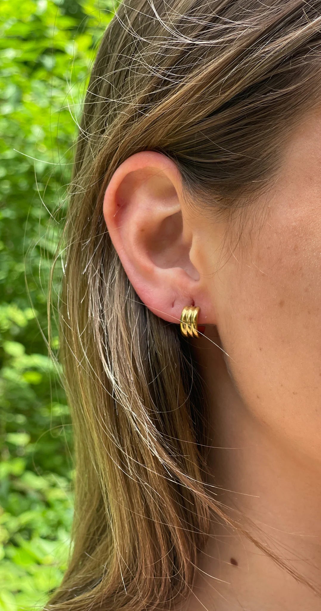 NON-TARNISH SMALL GROOVED HOOPS