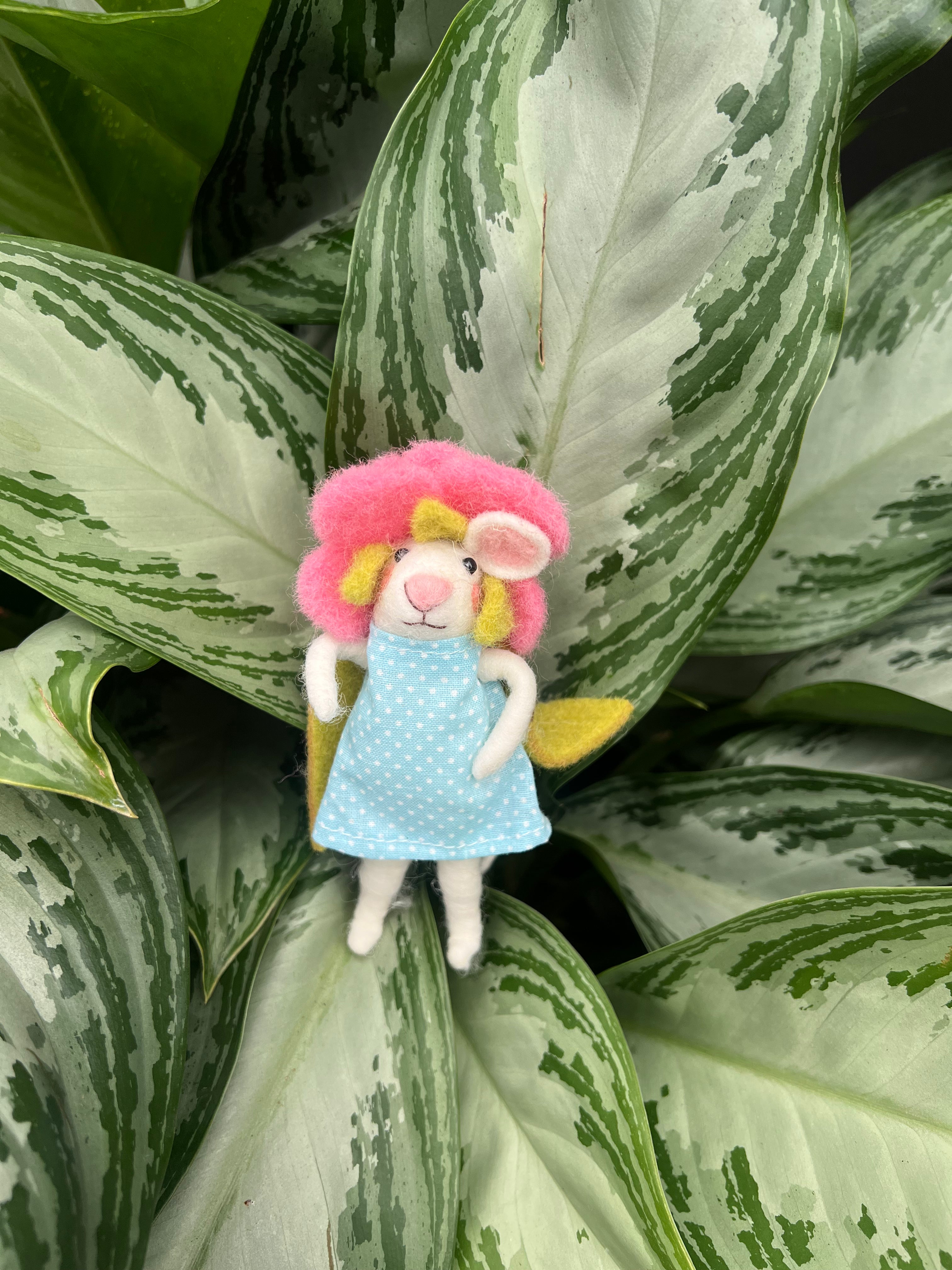 BLUE DRESS MOUSE CRITTER