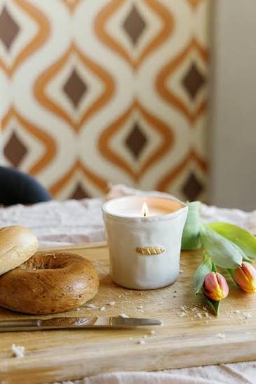 BISTRO 8 OZ WHITE CERAMIC CANDLE | FRENCH BAGUETTE