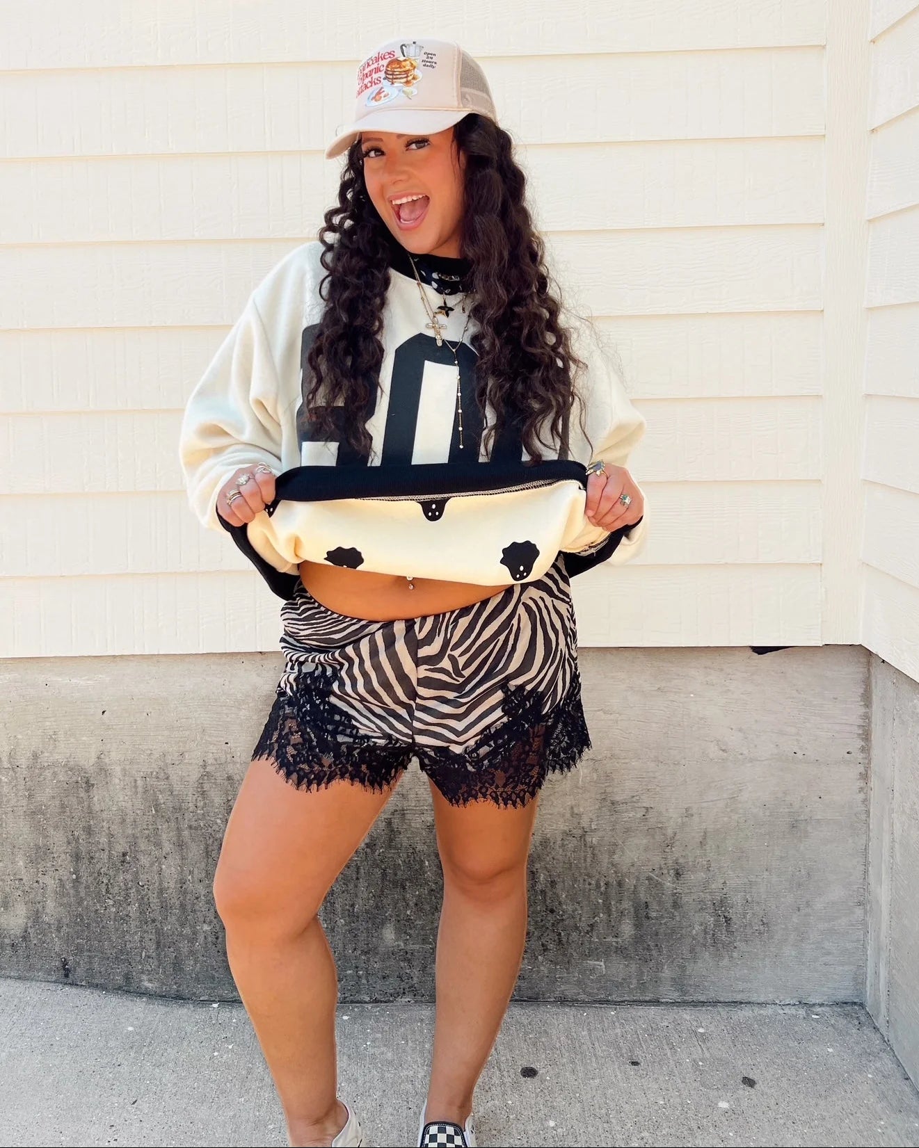 BOO REVERSIBLE SWEATER