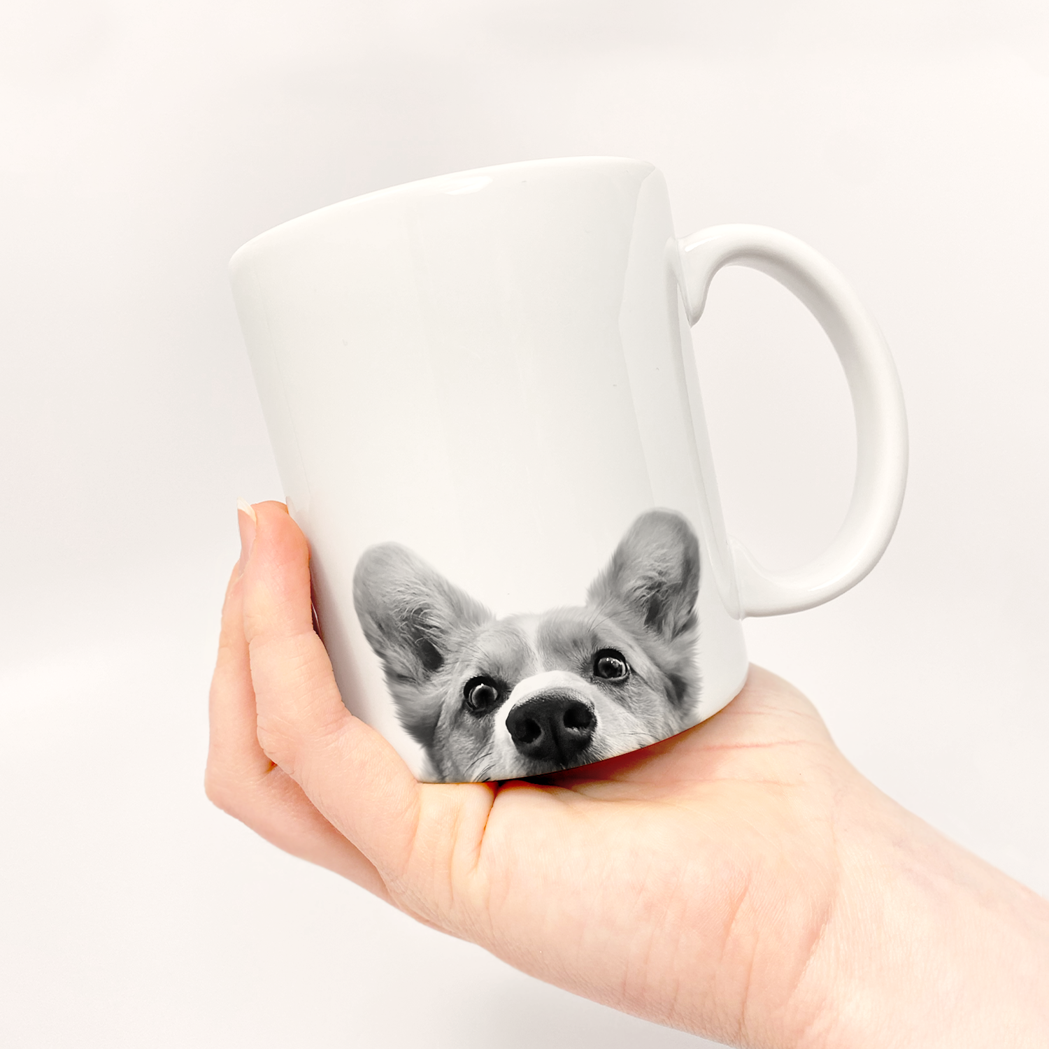 PEEKING CORGI MUG