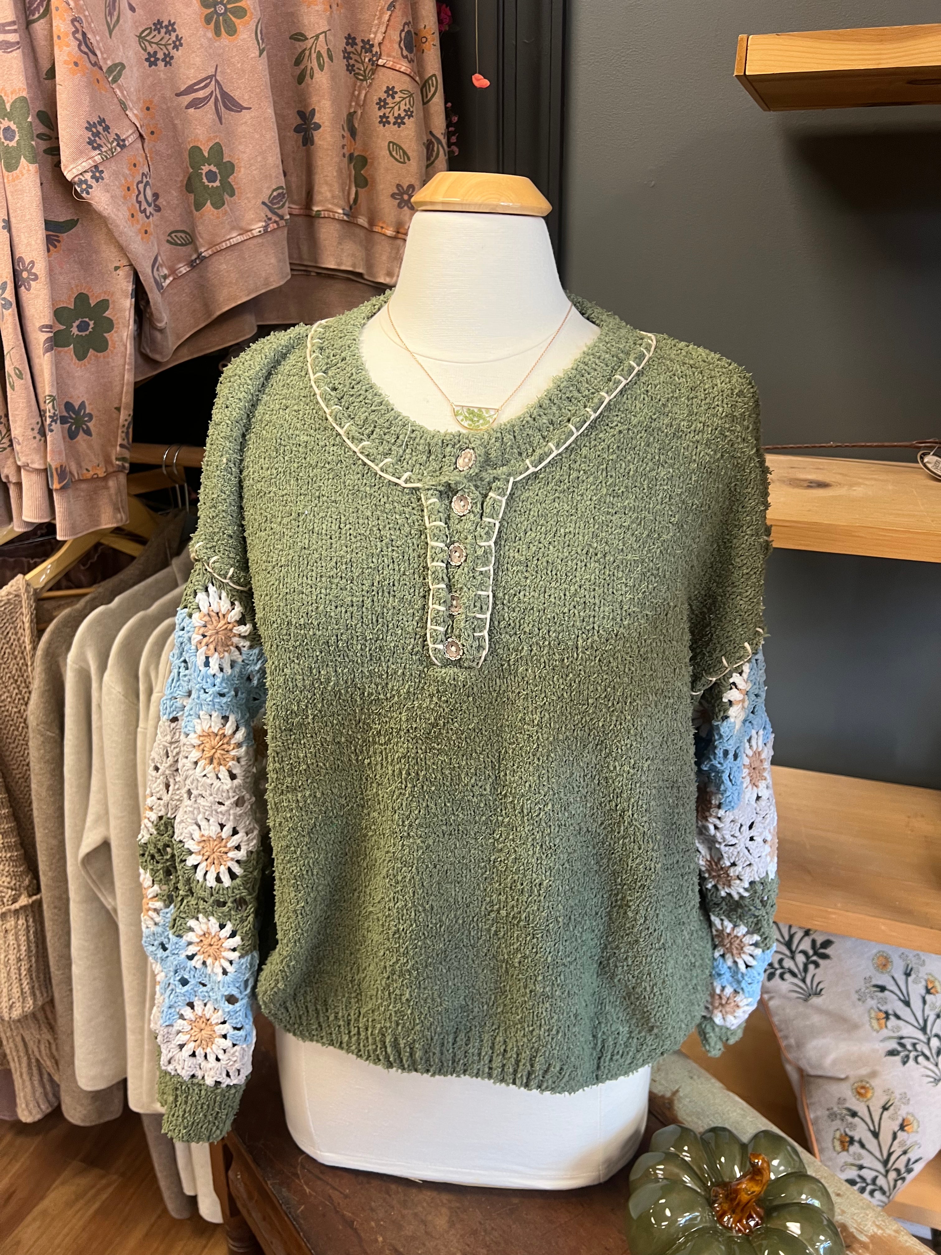 OLIVE SLEEVE DETAIL KNIT SWEATER