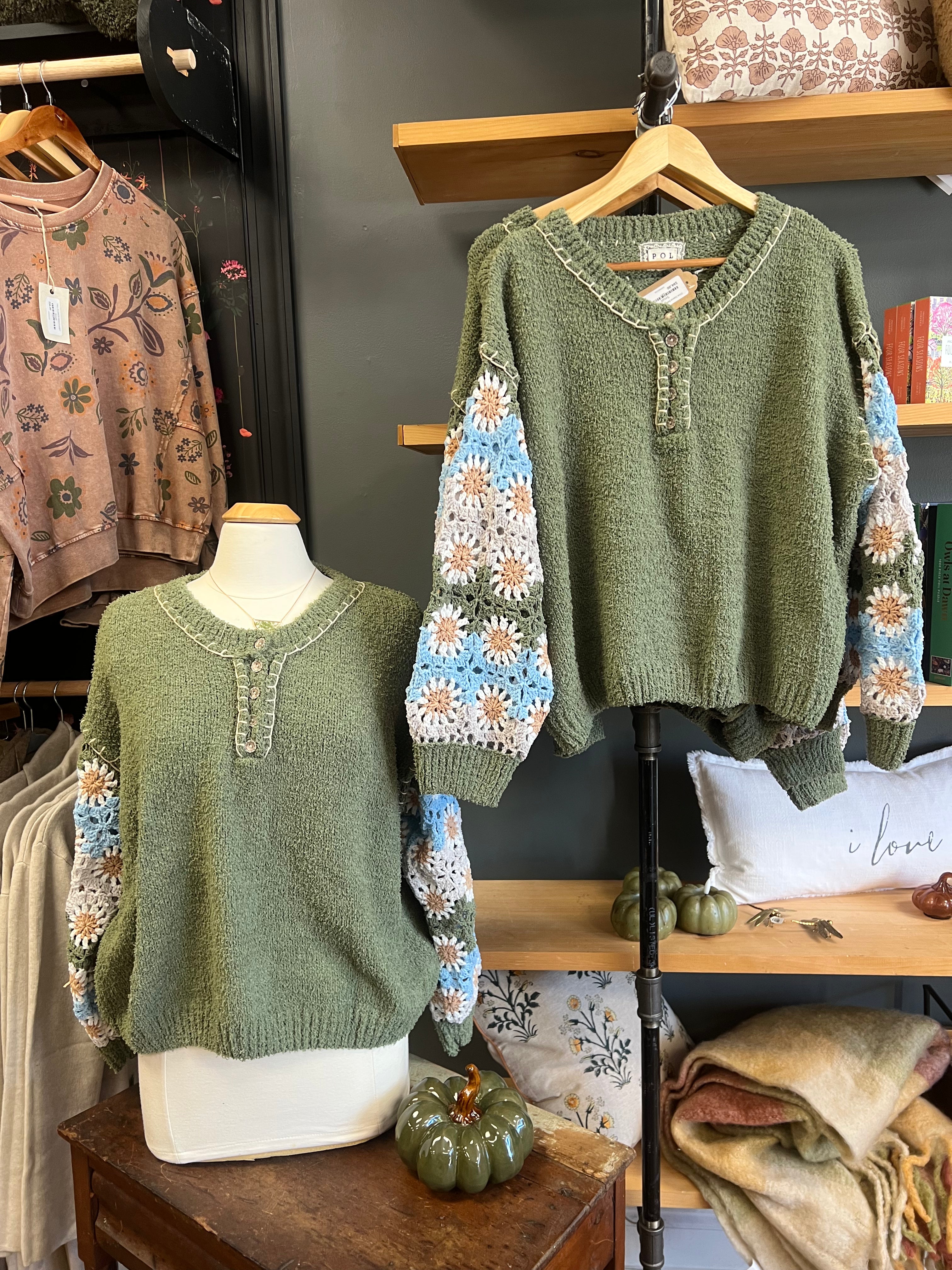 OLIVE SLEEVE DETAIL KNIT SWEATER