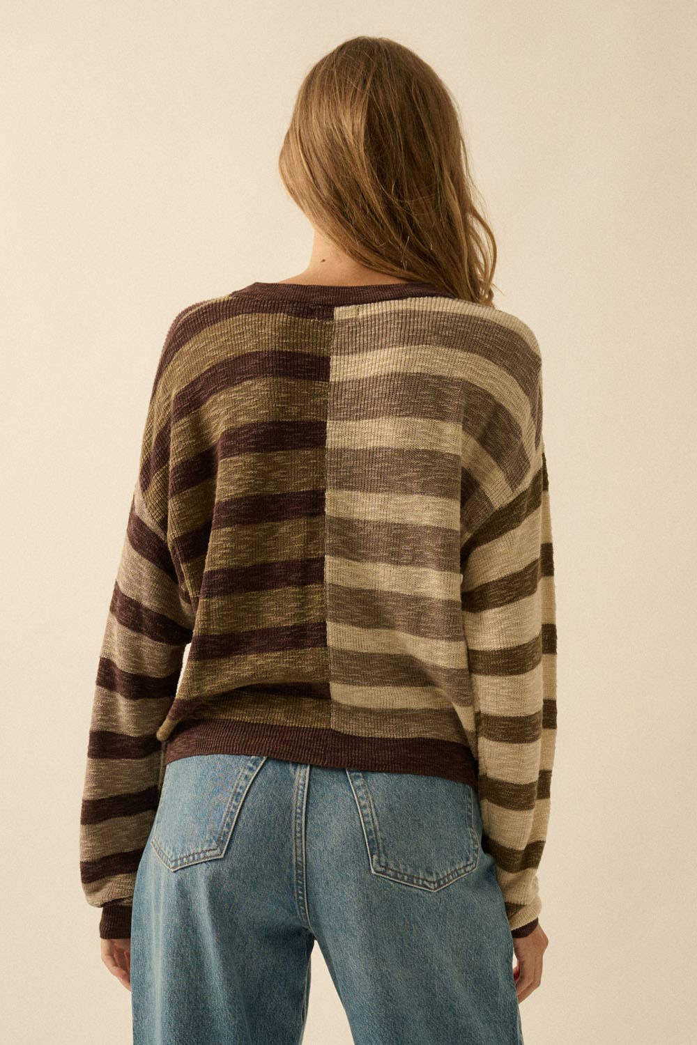 CONTRAST COLOR STRIPE RIBBED-KNIT SWEATER