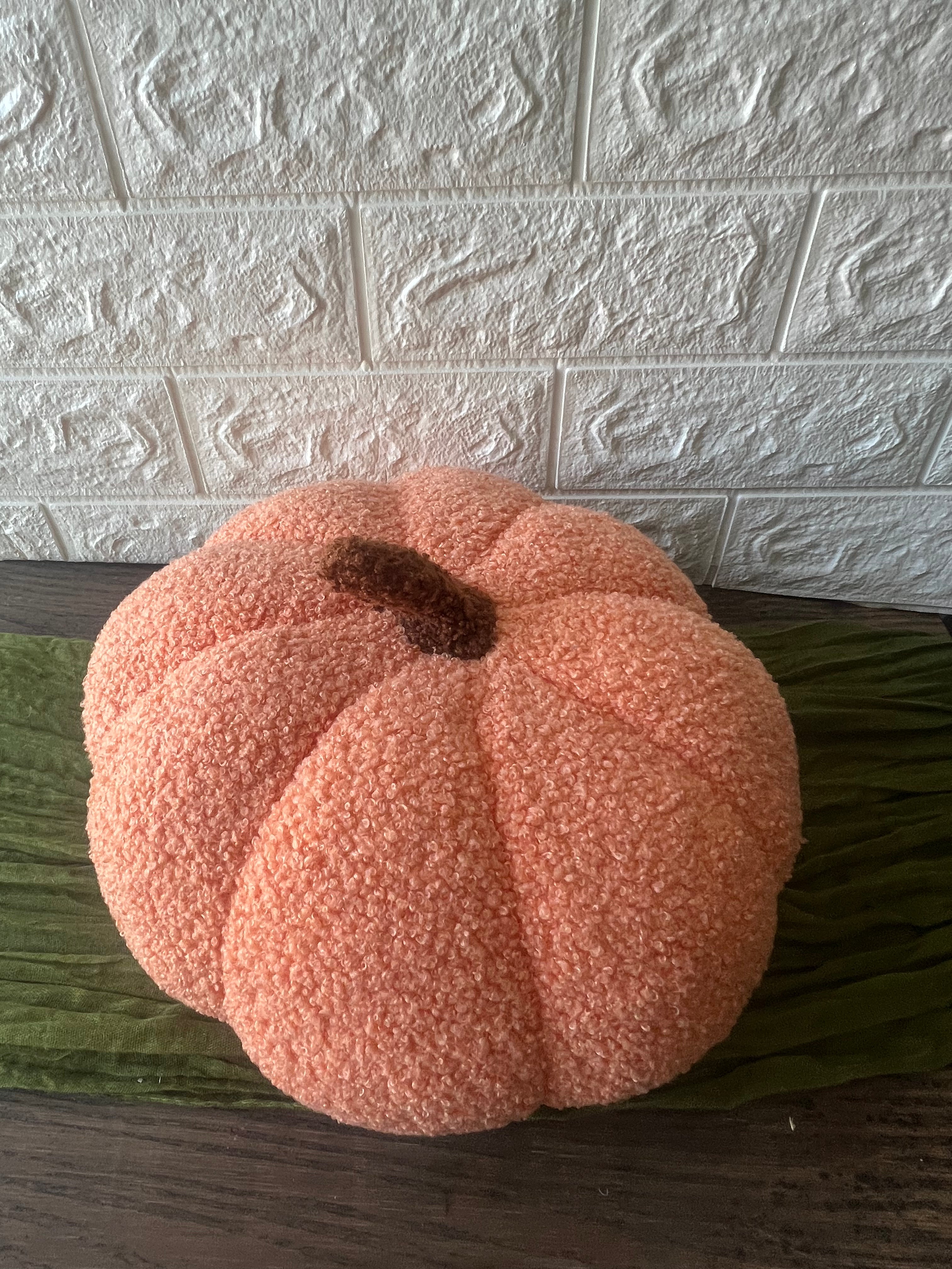 PUMPKIN HOME DECORATIONS, PLUSH FABRIC PUMPKIN FALL DECOR