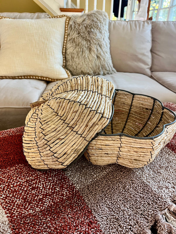 WOVEN PUMPKIN BASKET