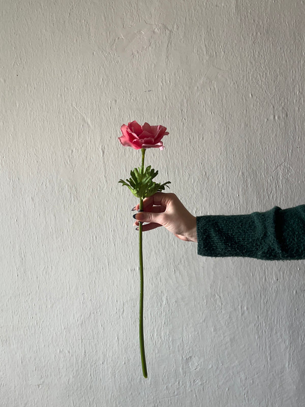CORAL REAL TOUCH BUTTERCUP WILDFLOWER STEM
