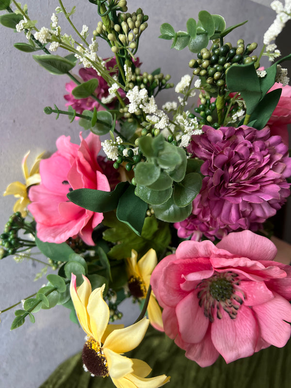 CORAL REAL TOUCH BUTTERCUP WILDFLOWER STEM