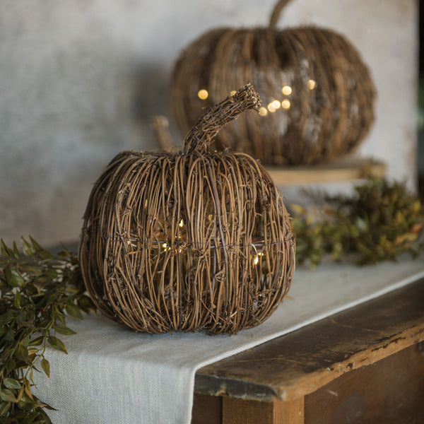LIGHTED RATTAN PUMPKIN