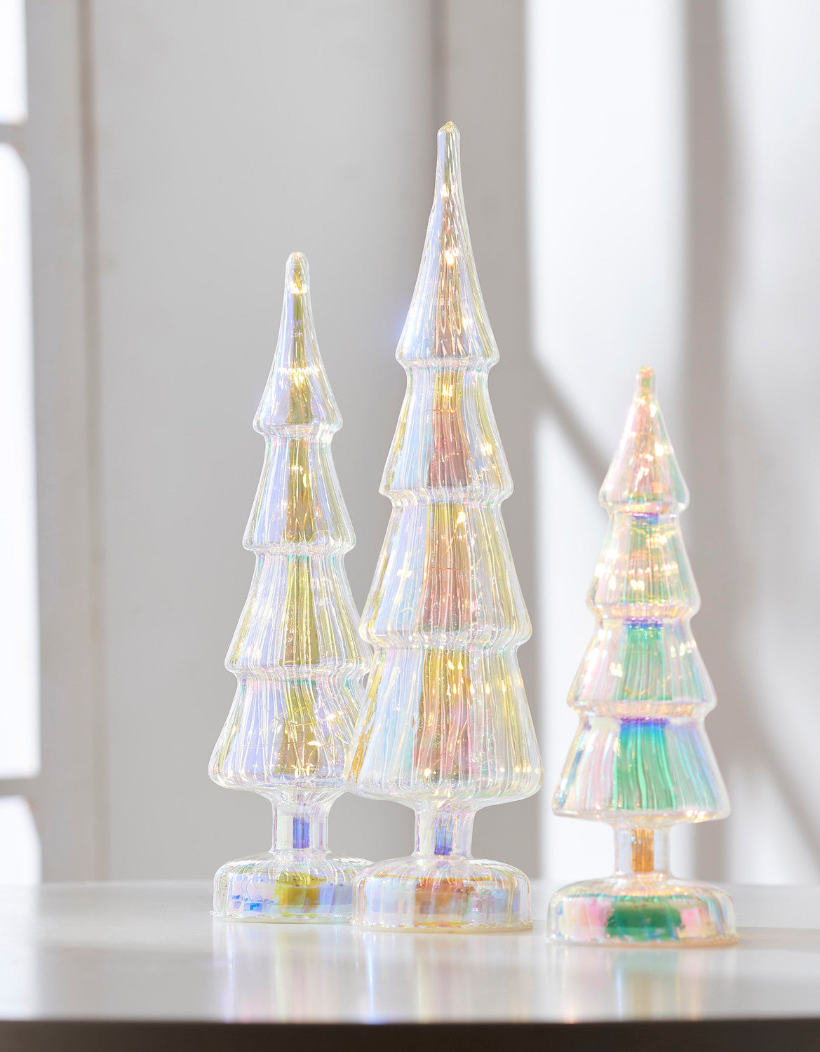 TWINKLE LIT WHITE IRIDESCENT GLASS TREE