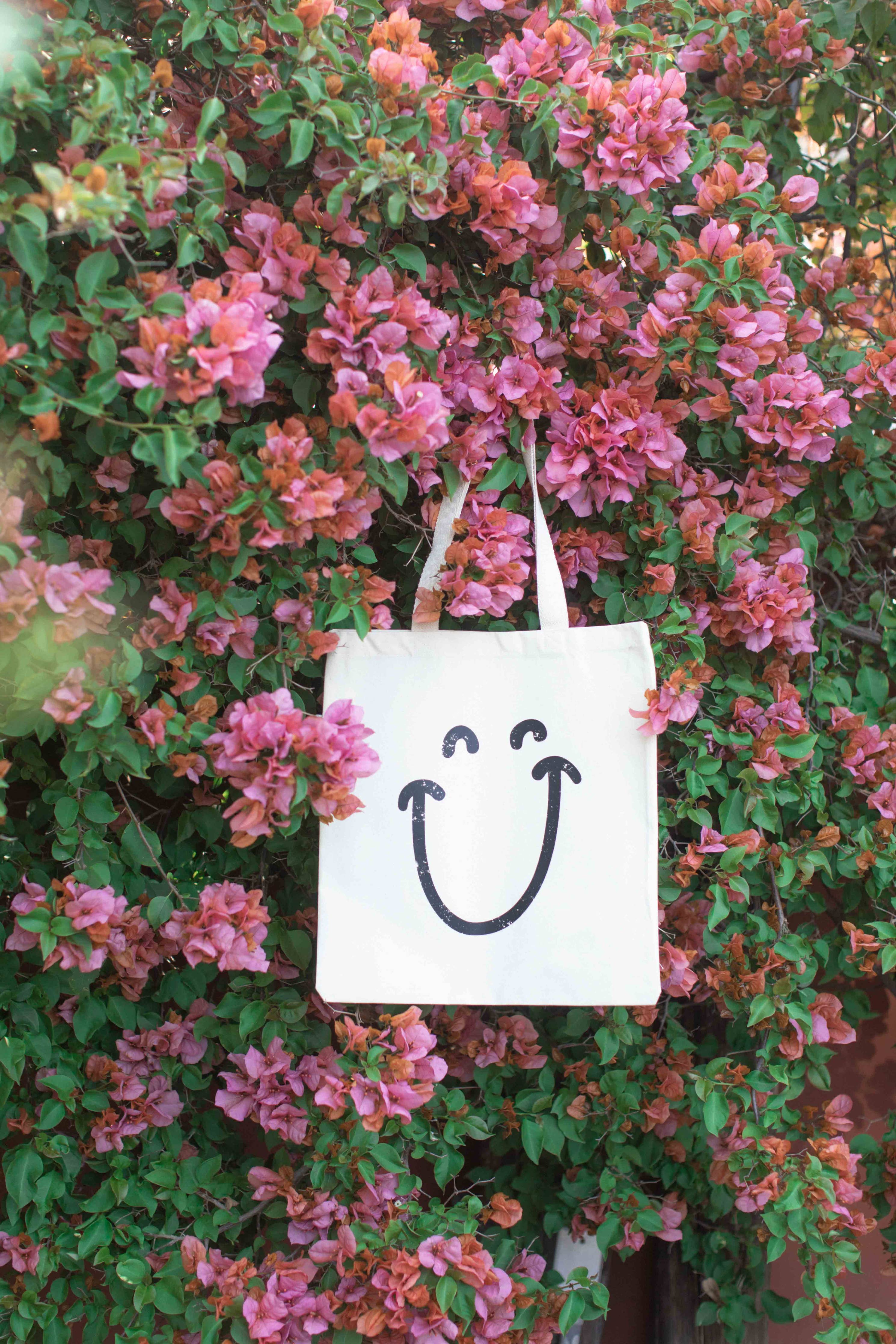SMILEY FACE ORGANIC TOTE BAG