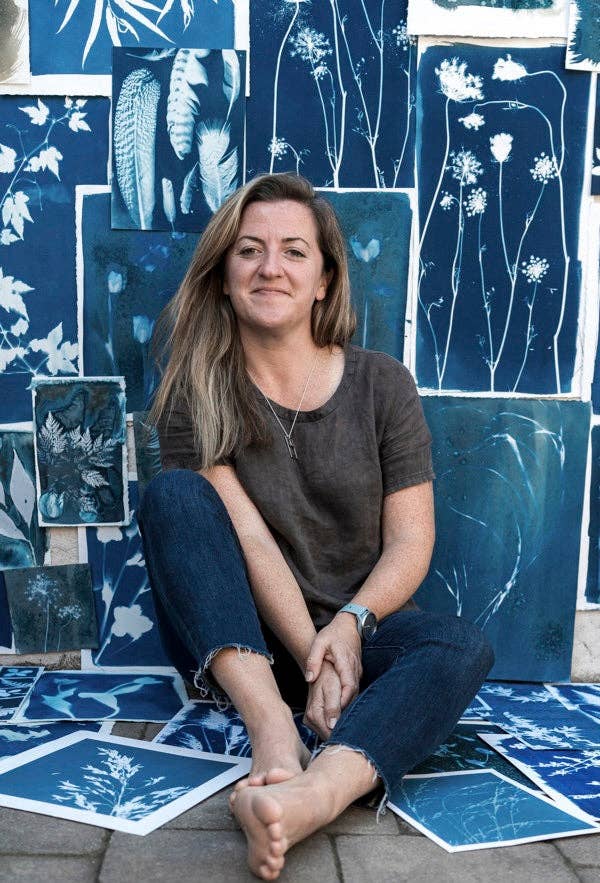 BOTANICAL CYANOTYPE: A GUIDE TO THE ART OF SUN PRINTING
