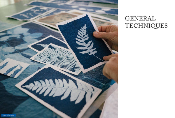 BOTANICAL CYANOTYPE: A GUIDE TO THE ART OF SUN PRINTING