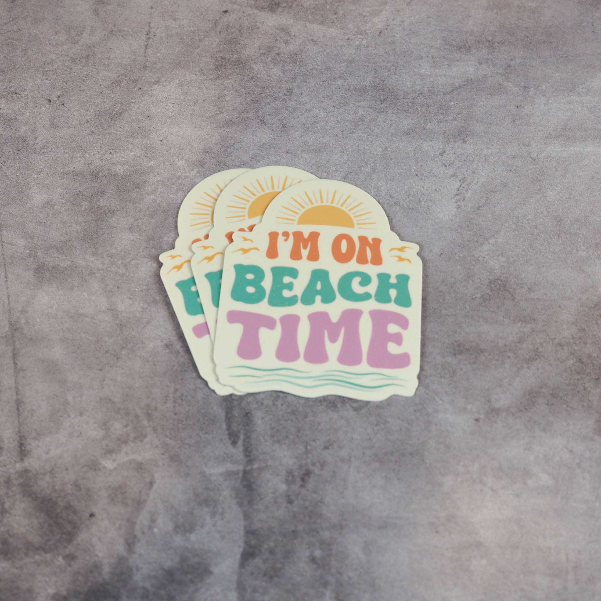 I'M ON BEACH TIME RETRO SUNSET STICKER