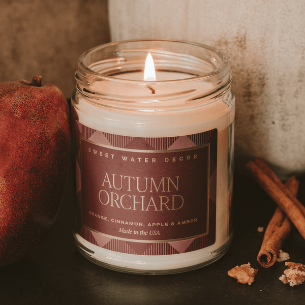 AUTUMN ORCHARD SOY CANDLE - PATTERNED 9 OZ - CLEAR JAR (MULLED CIDER)