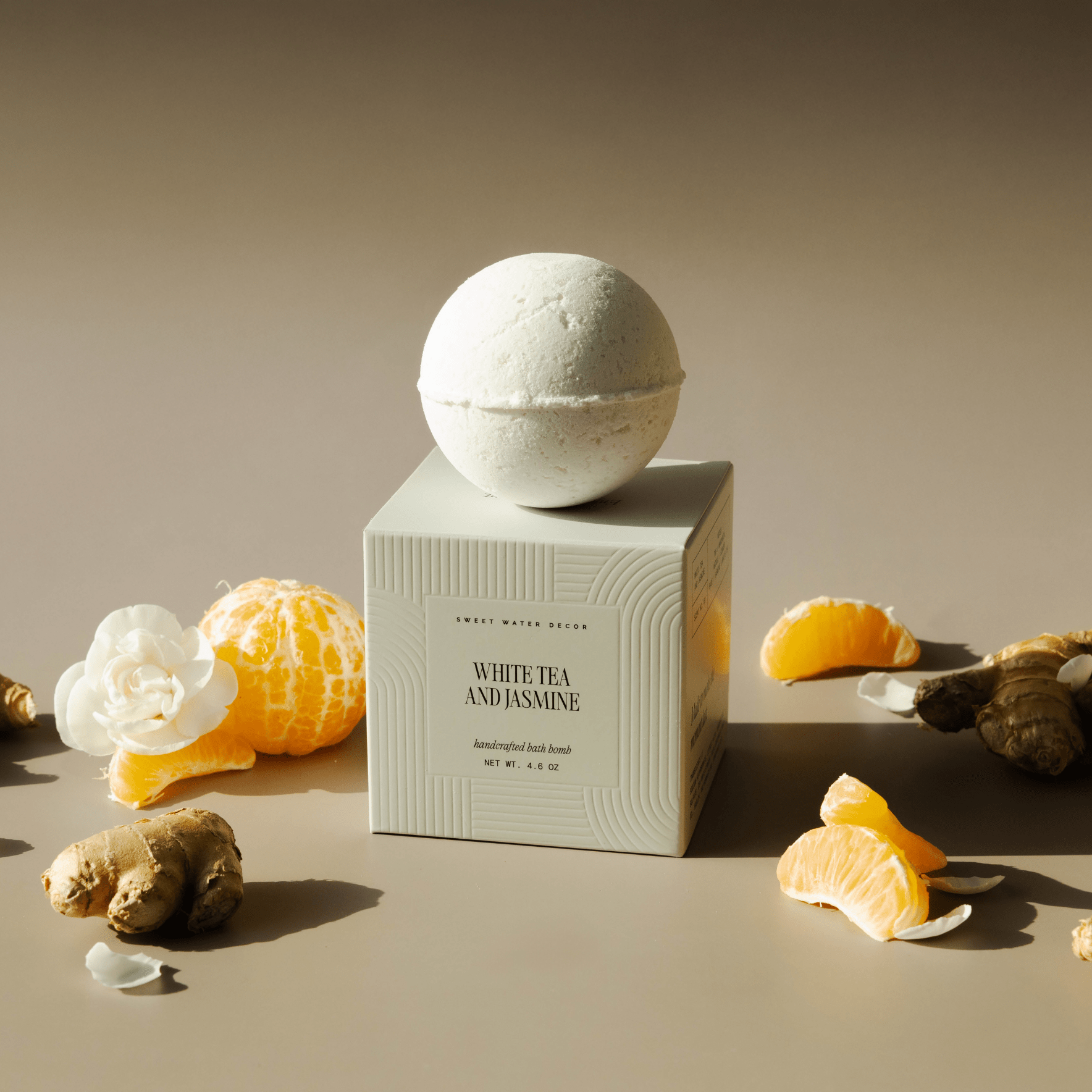 WHITE TEA AND JASMINE 4.6 OZ BATH BOMB