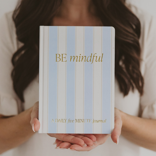 BE MINDFUL PROMPTED JOURNAL
