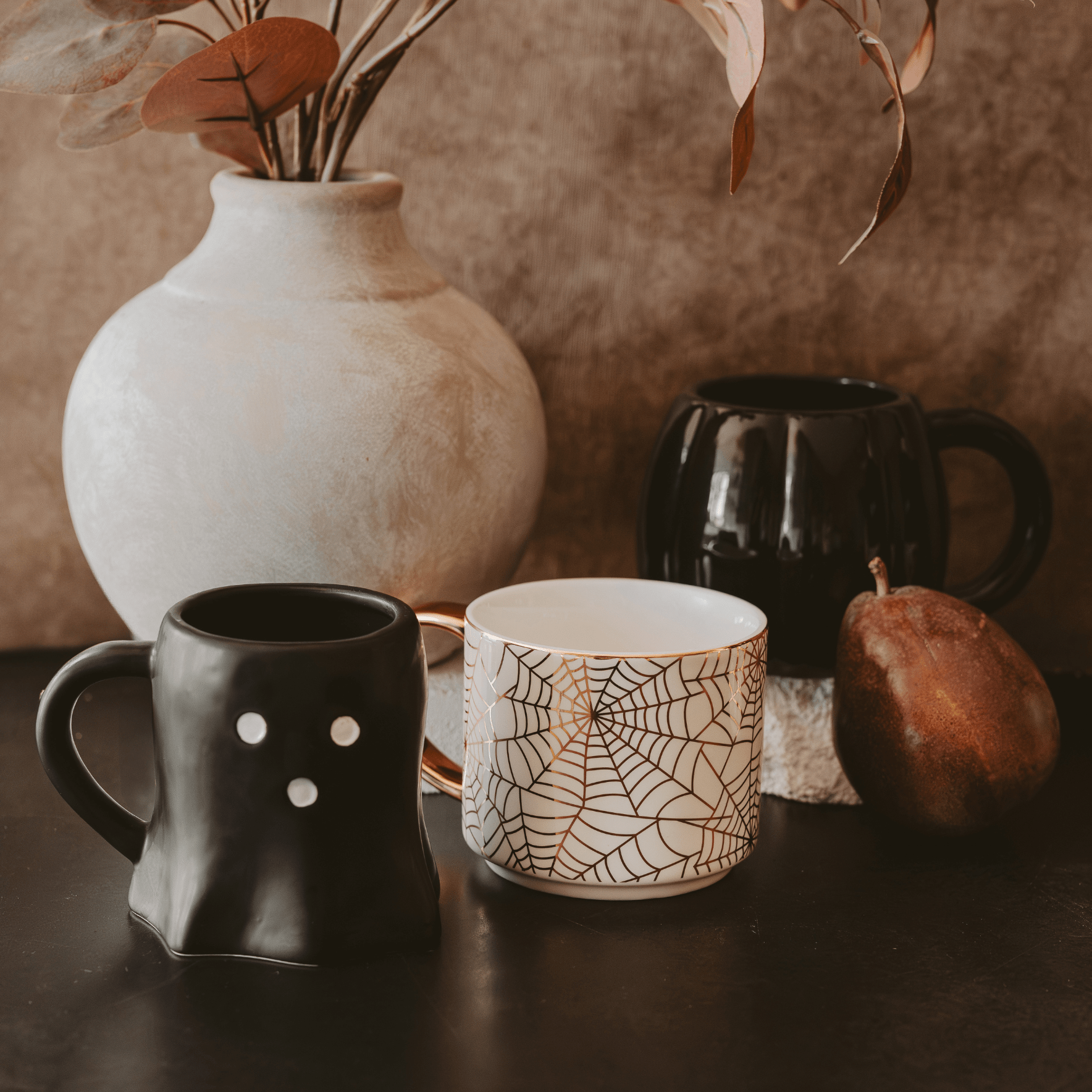 BLACK GHOST 12OZ. FIGURINE COFFEE MUG