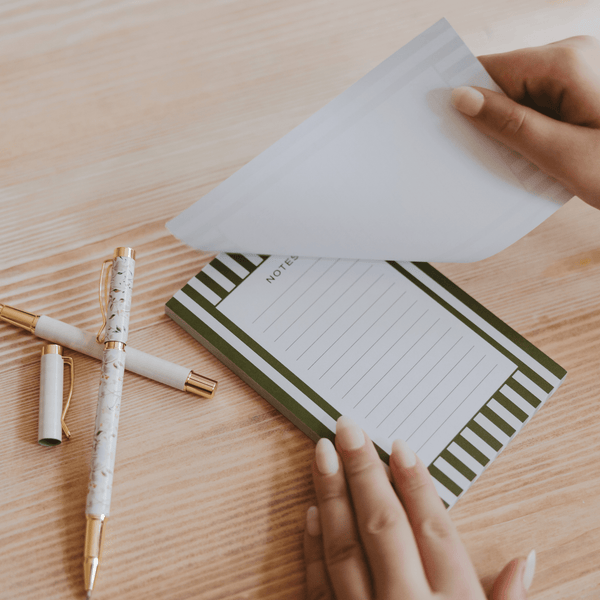 STRIPED NOTEPAD