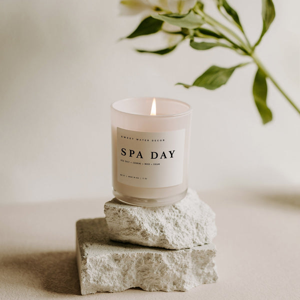 SPA DAY SOY CANDLE - WHITE JAR - 11 OZ