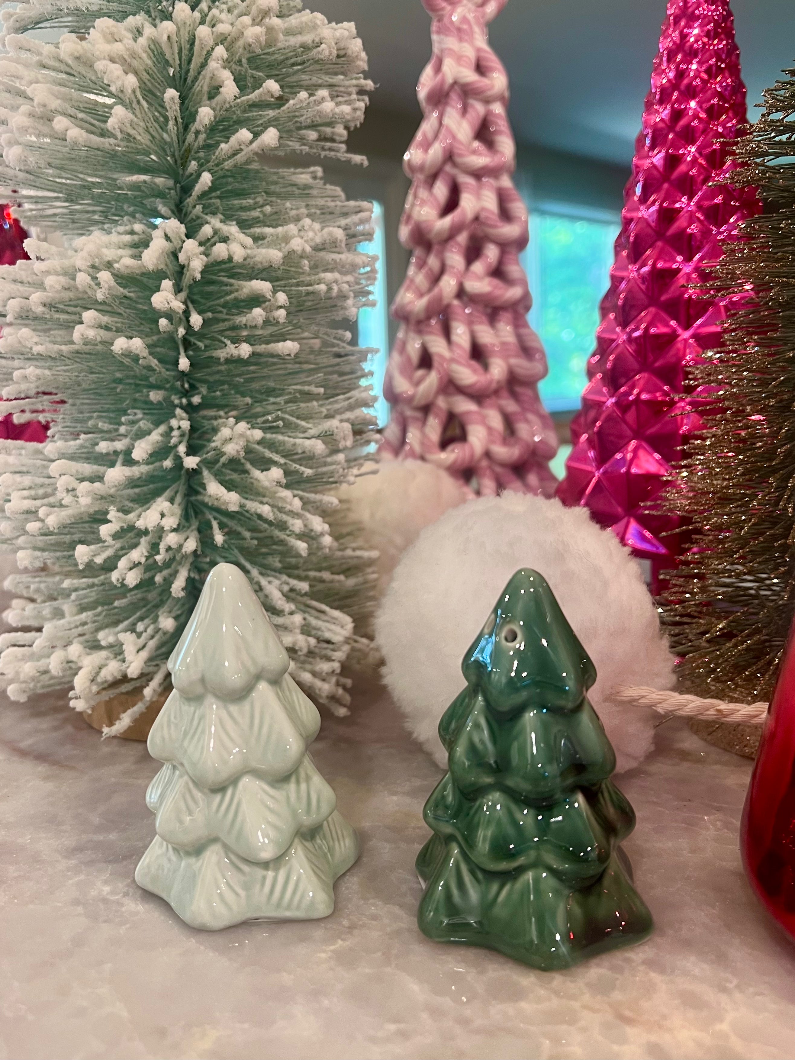 CERAMIC IRIDESCENT HOLIDAY TREE SALT & PEPPER S/2